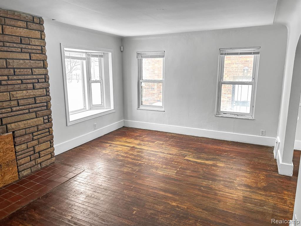 5966 COURVILLE Street, Detroit, MI 48224 — Photo 4