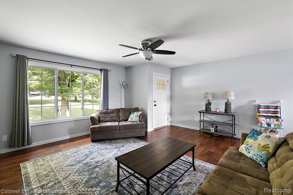 4293 LAPEER Street, Columbiaville, MI 48421 — Photo 16