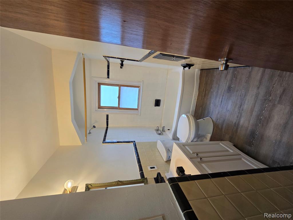 7683 Greenview Avenue, Detroit, MI 48228 — Photo 12