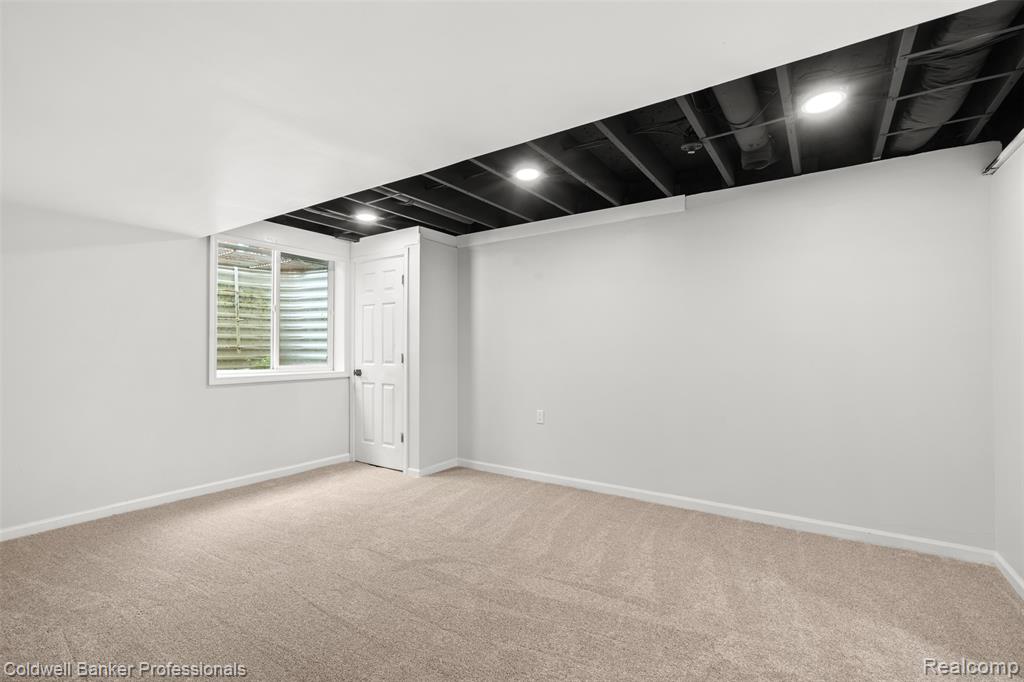 16413 MULBERRY Way, Northville, MI 48168 — Photo 37
