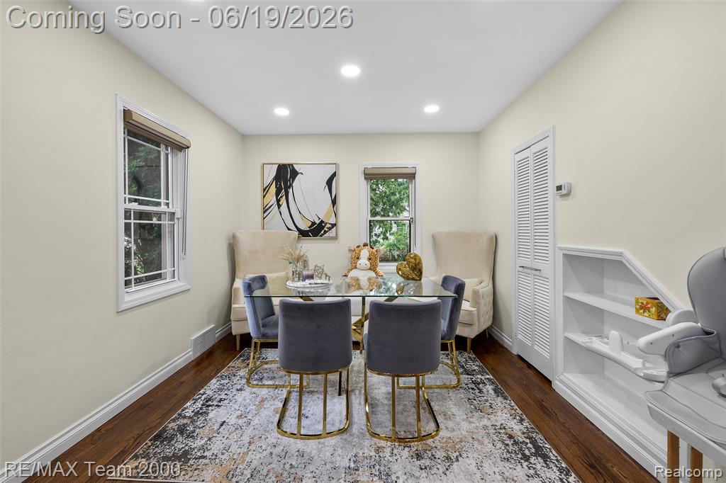 6155 N Silvery Lane, Dearborn Heights, MI 48127 — Photo 14