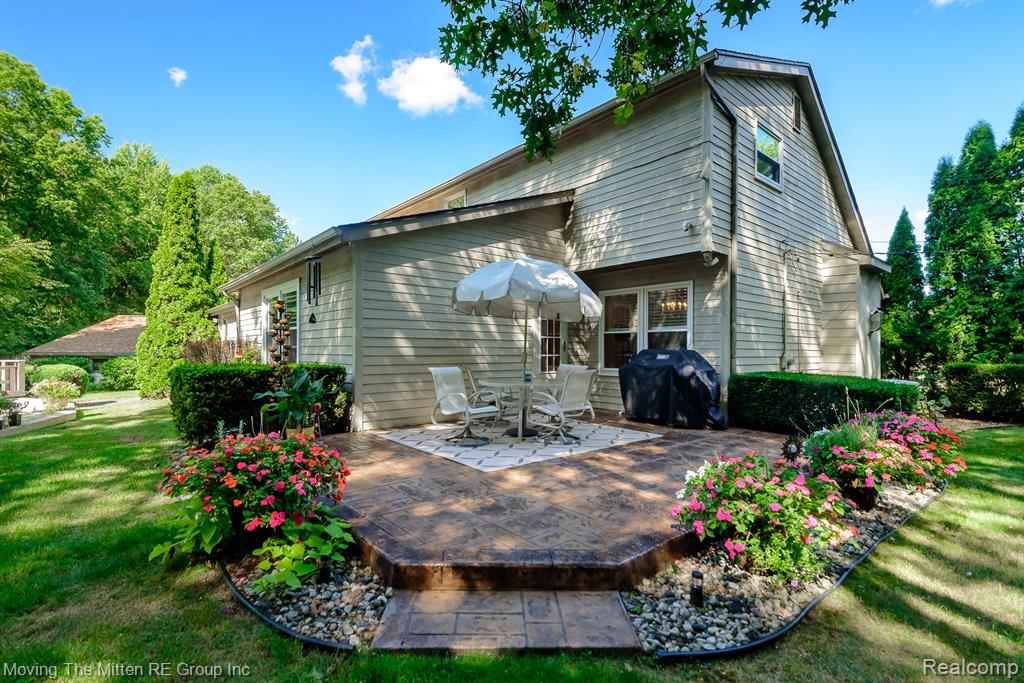 39925 Willis Road, Belleville, MI 48111 — Photo 43