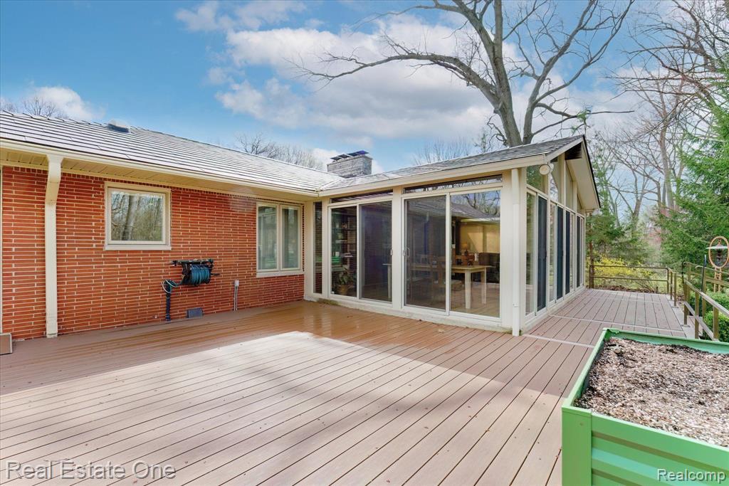 488 ORCHARDALE Drive, Rochester Hills, MI 48309 — Photo 70