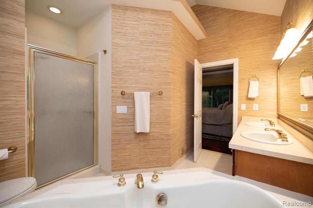7185 Elderwood Circle, Clarkston, MI — Photo 21
