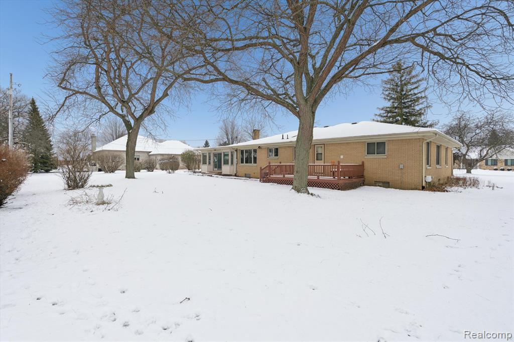 7127 Meadowvue Drive, Grand Blanc, MI 48439 — Photo 42