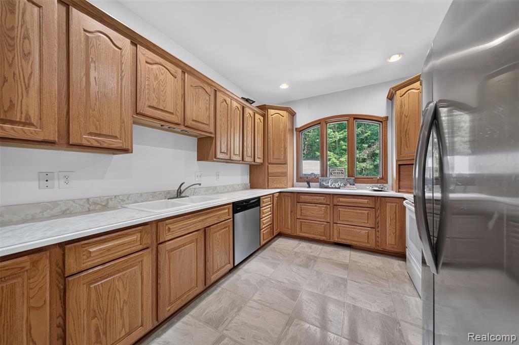1621 Preservation Lane, St. Clair, MI 48079 — Photo 45