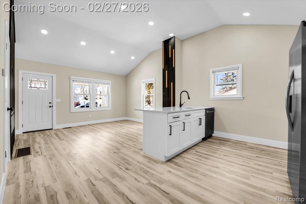 617 McKeighan Avenue, Flint, MI 48507 — Photo 5