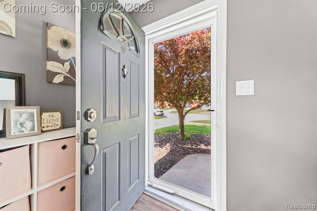18525 Hinton Street, Riverview, MI 48193 — Photo 3