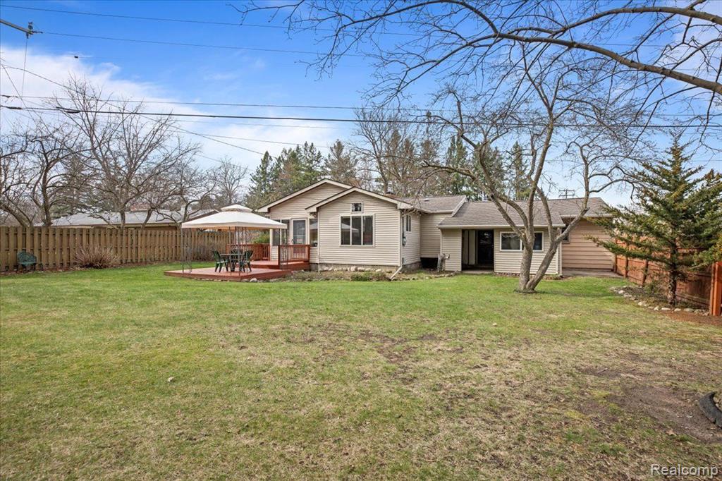 55 MINNETONKA Drive, Oxford, MI 48371 — Photo 4