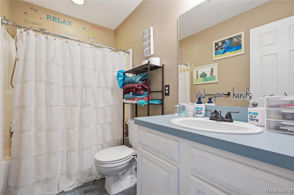 1817 Deer View Court, Howell, MI 48843 — Photo 47