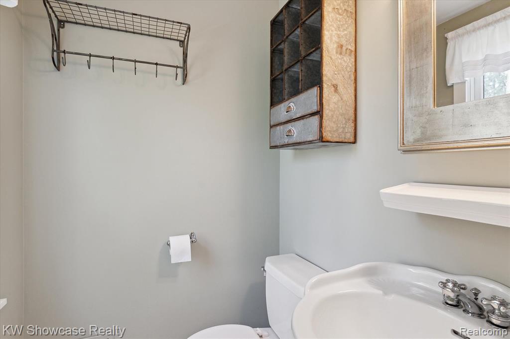 4105 WOODCROFT Street, White Lake, MI 48383 — Photo 21