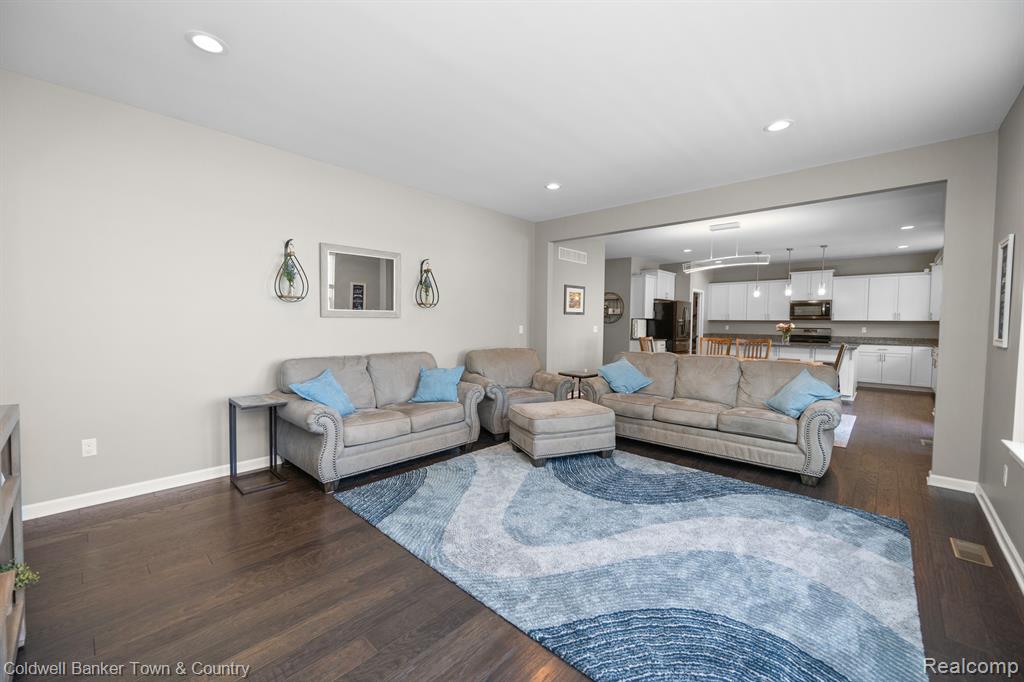1228 CANNONADE Loop, Howell, MI 48843 — Photo 17