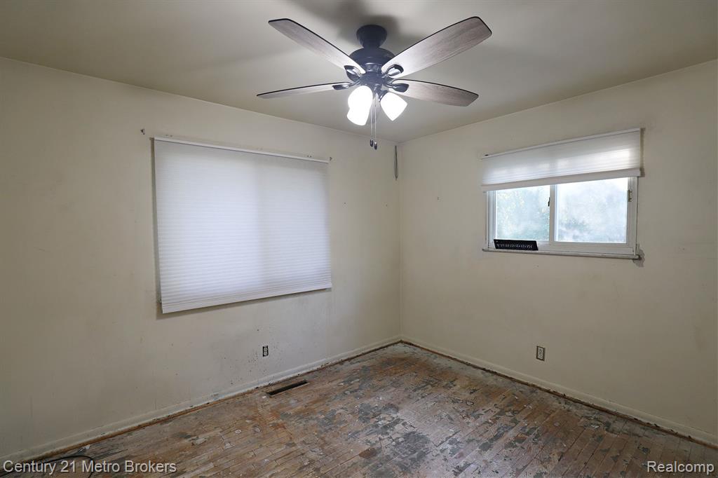 G-3366 W COURT Street, Flint, MI 48532 — Photo 16