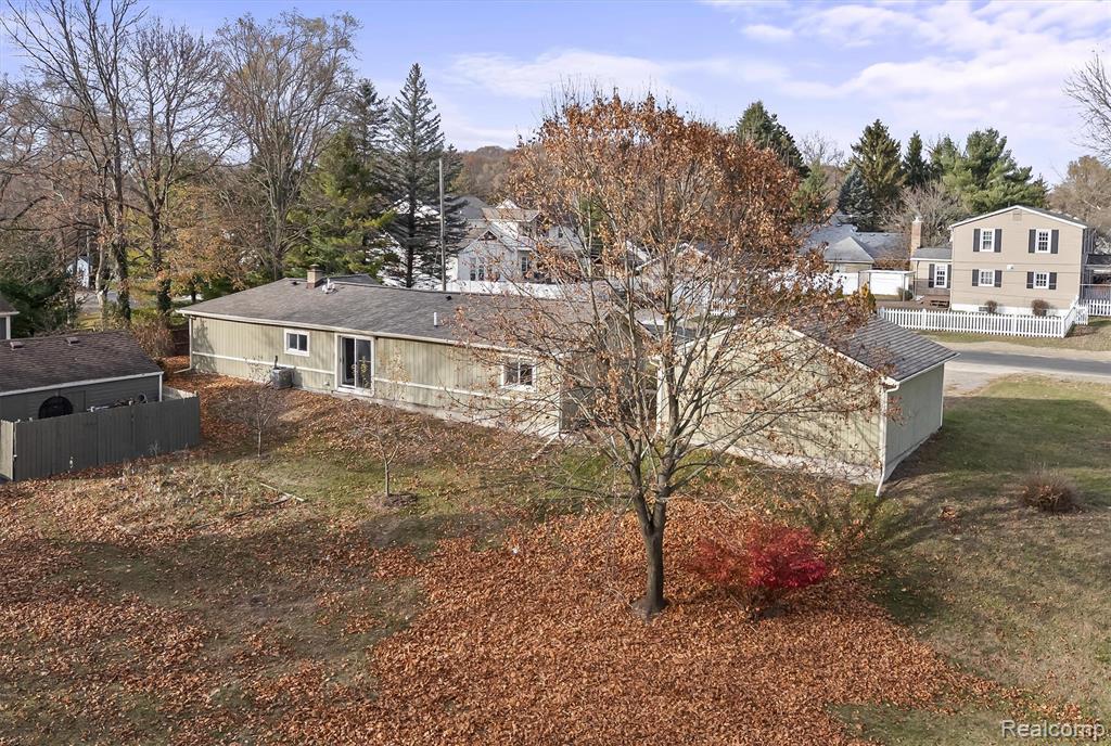 405 W Liberty Street, Milford, MI 48381 — Photo 21