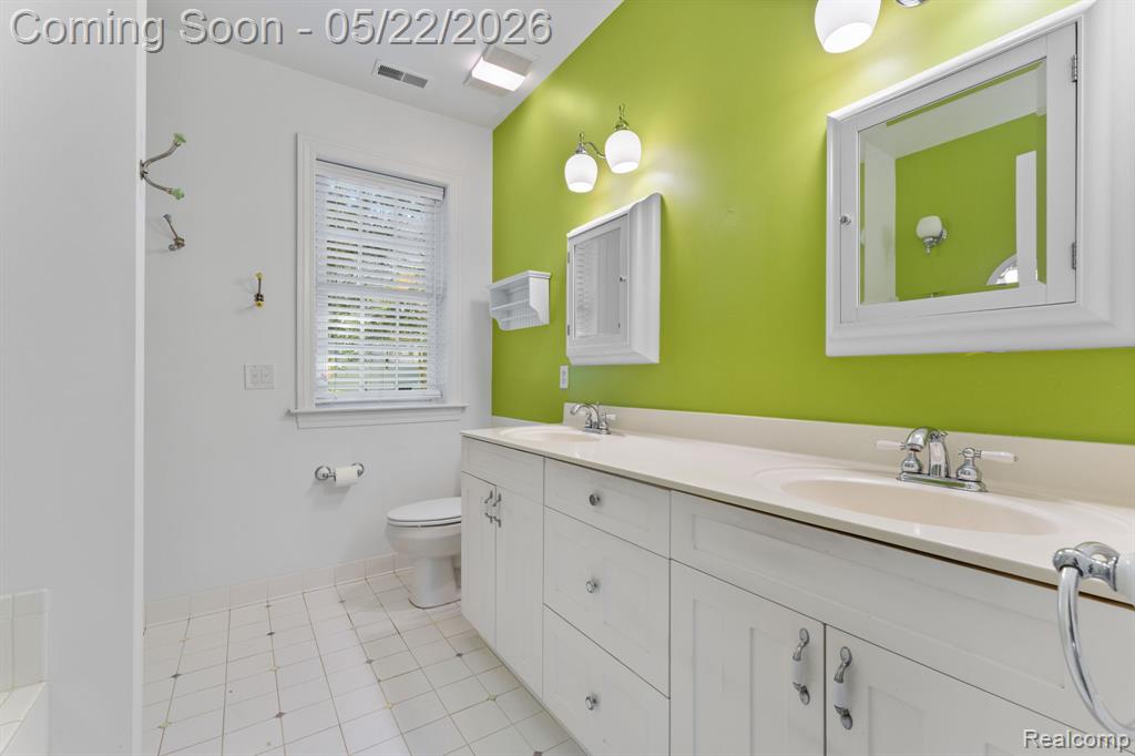 9350 Silverside, South Lyon, MI 48178 — Photo 12