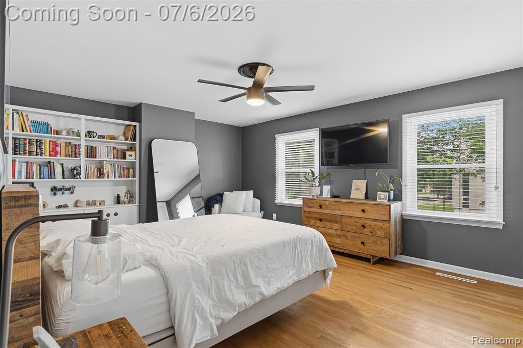 906 E Kearsley Street, Flint, MI 48503 — Photo 23