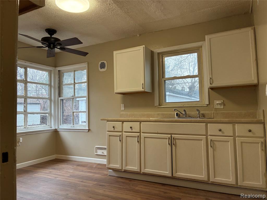19352 Evergreen Road, Detroit, MI 48219 — Photo 31