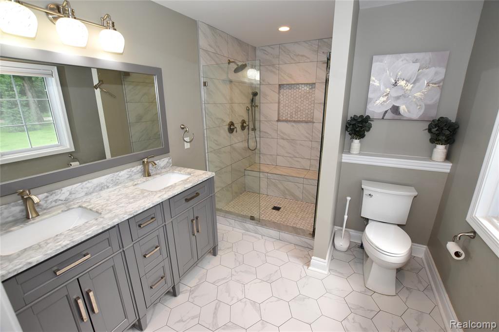 9497 Ellis Road, Clarkston, MI 48348 — Photo 10