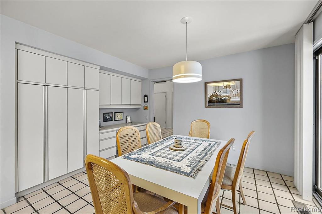4539 Middleton Court, West Bloomfield, MI 48323 — Photo 9