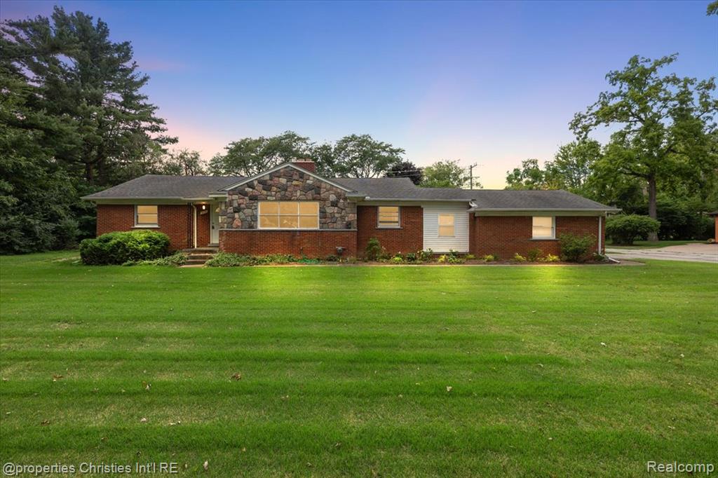 6030 Lahser Road, Bloomfield, MI — Photo 36