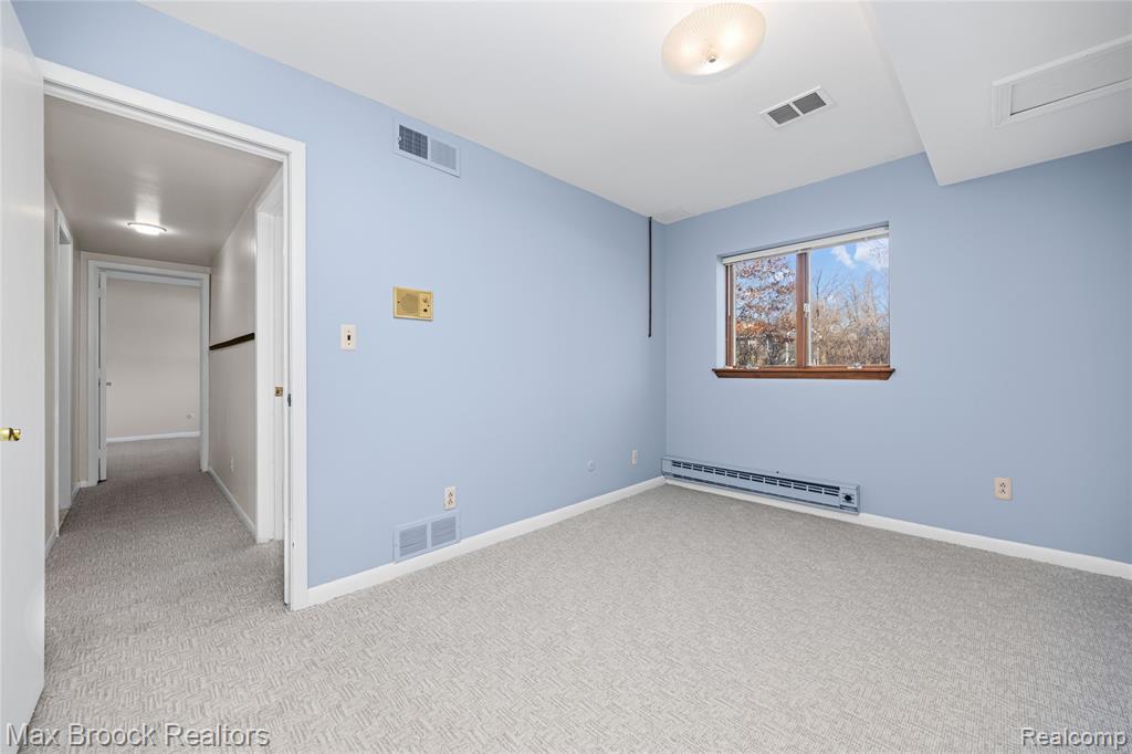 35550 Pleasant Valley Road, Farmington Hills, MI, 48331