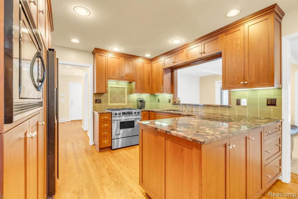 8378 OLD PLANK Road, Grand Blanc, MI 48439 — Photo 16