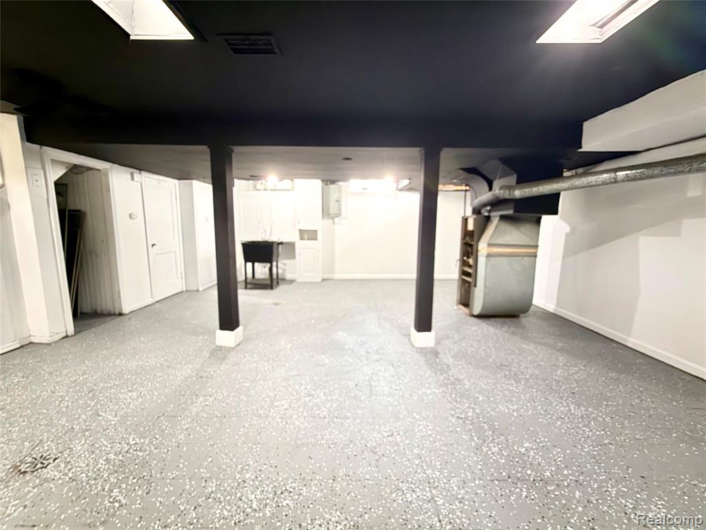 7200 W Outer Drive, Detroit, MI 48235 — Photo 41