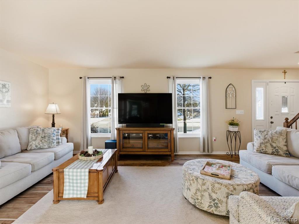 370 Independence Avenue, Marysville, MI 48040 — Photo 10