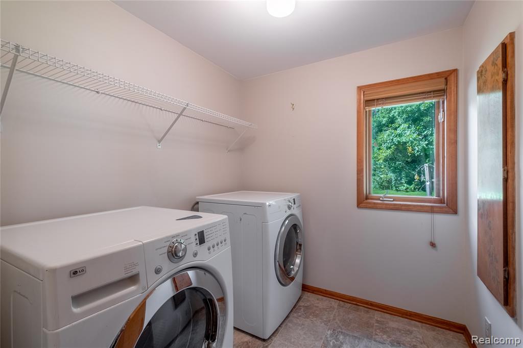 6399 N McKinley Road, Flushing, MI 48433 — Photo 22