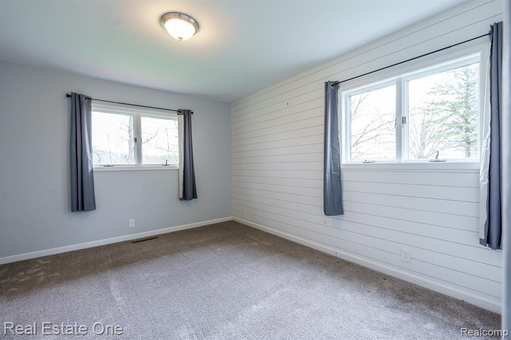 735 Columbiaville Road, Columbiaville, MI 48421 — Photo 13