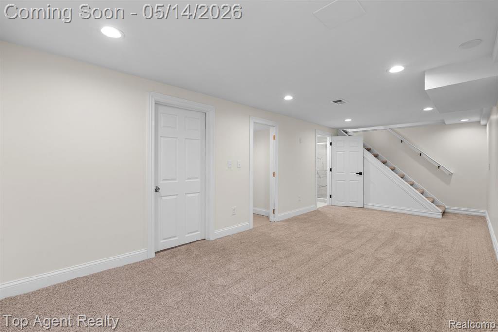 6739 White Pine Court, Bloomfield Hills, MI 48301 — Photo 36