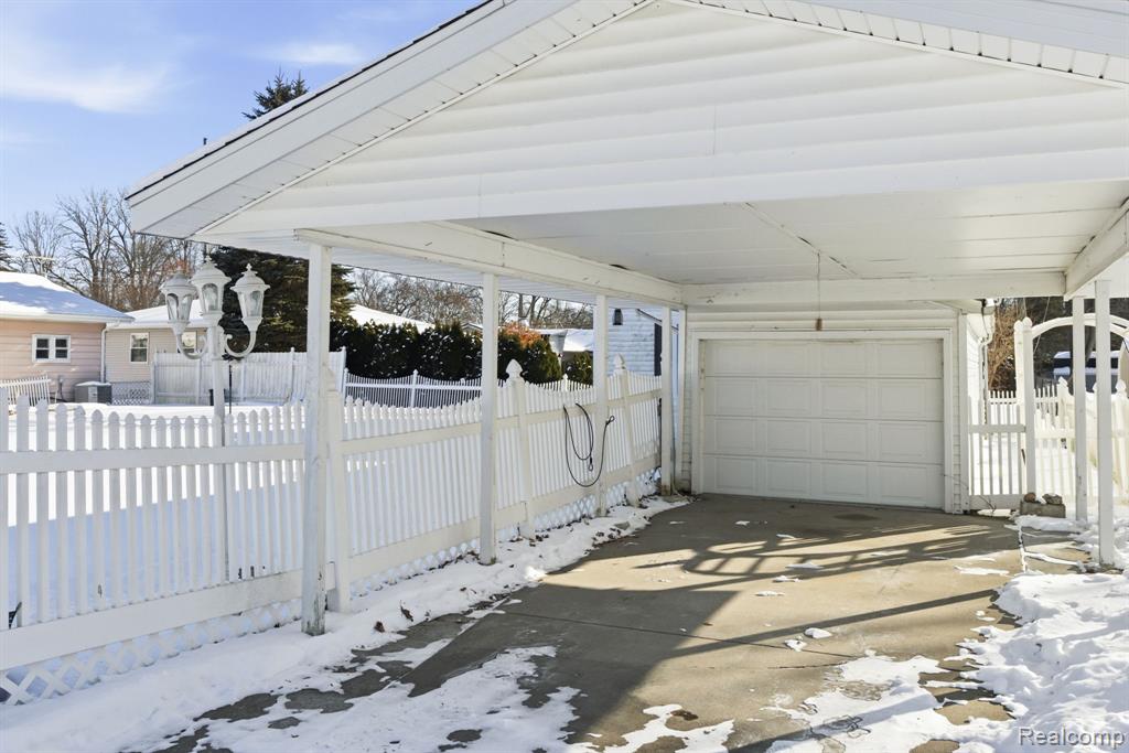 532 Michigan Avenue, Marysville, MI 48040 — Photo 49