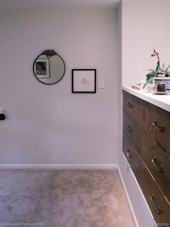 7388 LINDENMERE Drive, Bloomfield Hills, MI 48301 — Photo 34