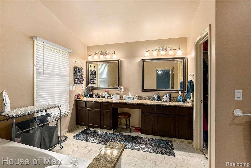 47951 Picadilly Court, Canton, MI 48187 — Photo 20