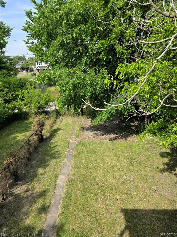 2927 Seyburn Street, Detroit, MI 48214 — Photo 31