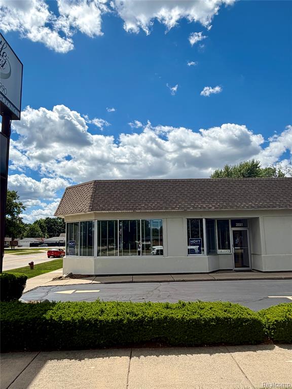 28501 Little Mack Avenue, Saint Clair Shores, MI 48081