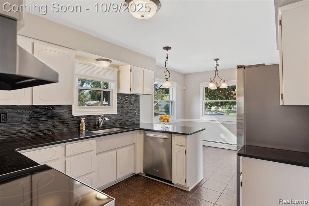 41363 Greenbriar Lane, Plymouth, MI 48170 — Photo 3