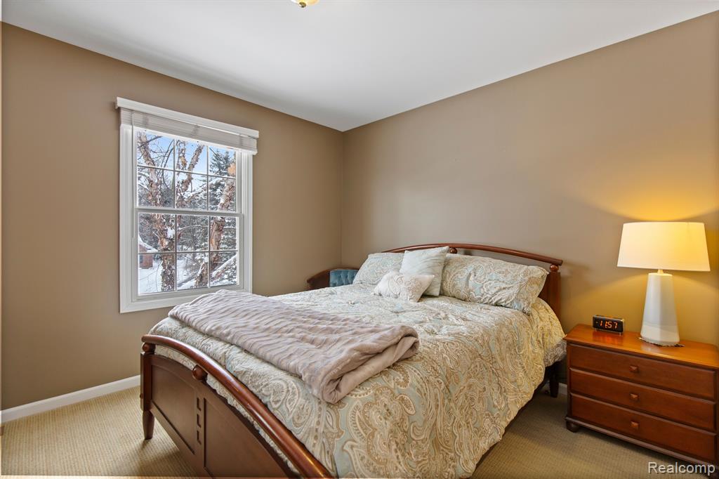 7997 BROOKWOOD Drive, Clarkston, MI 48348 — Photo 38