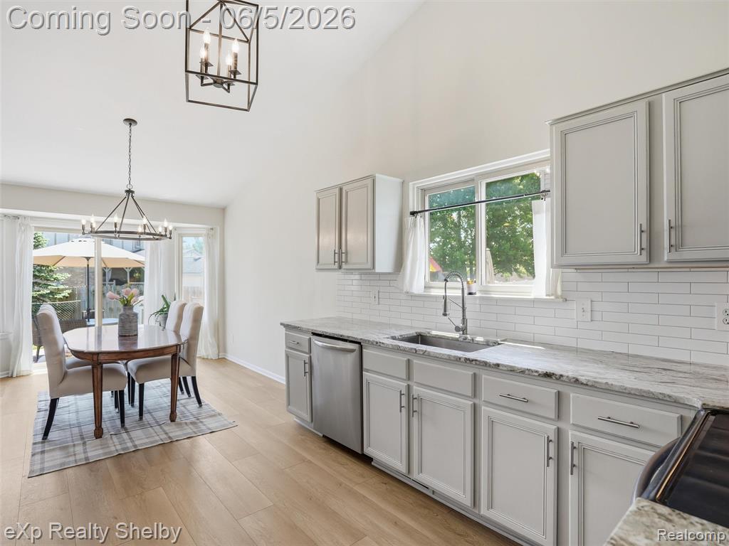 46048 Duke Drive, New Baltimore, MI — Photo 13