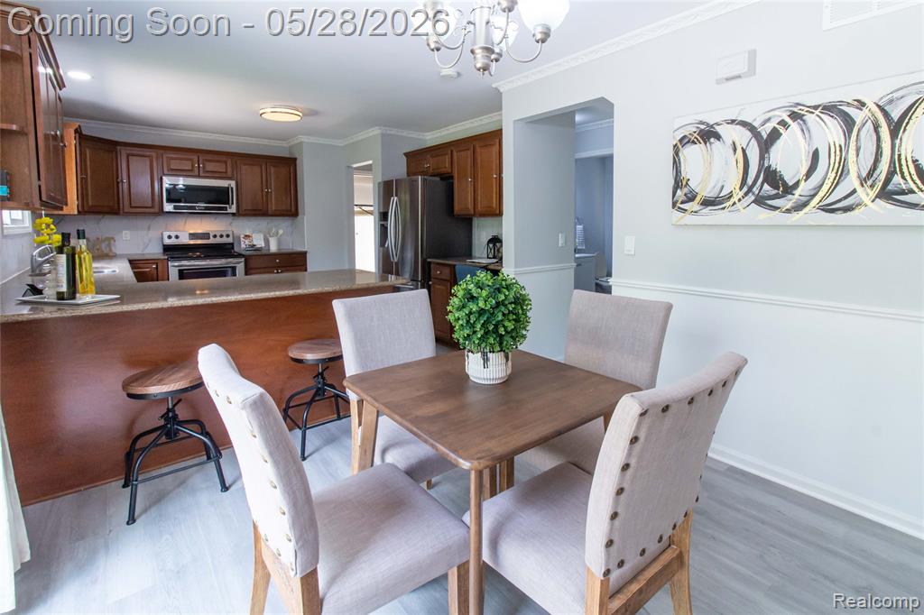 6910 Leytonstone Boulevard, West Bloomfield, MI — Photo 11