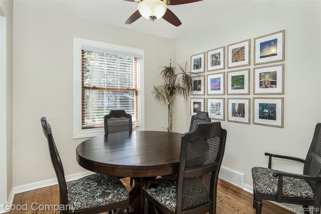 920 W Windemere Avenue, Royal Oak, MI 48073 — Photo 9
