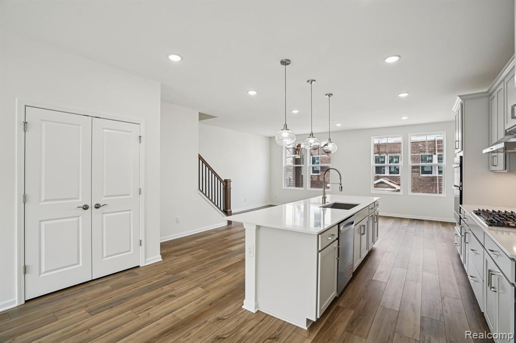42827 Atwood Avenue, Novi, MI — Photo 14
