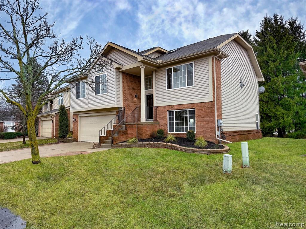4908 Carrington Drive, Rochester, MI 48306 — Photo 2