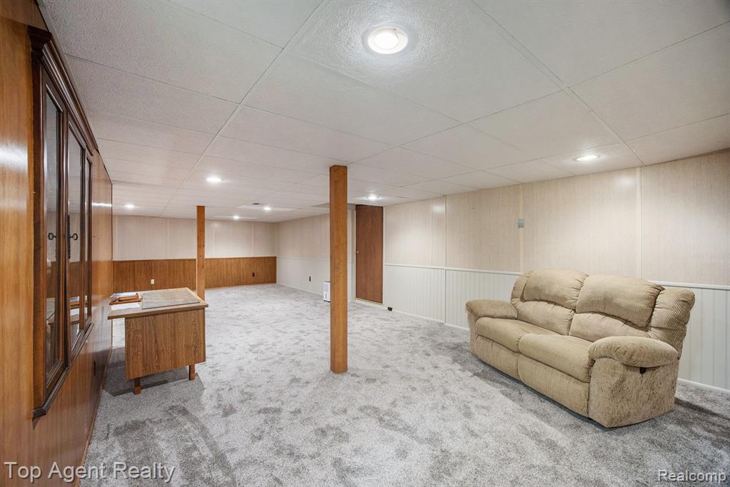 43378 Riverbend Boulevard, Clinton Twp, MI 48038 — Photo 20