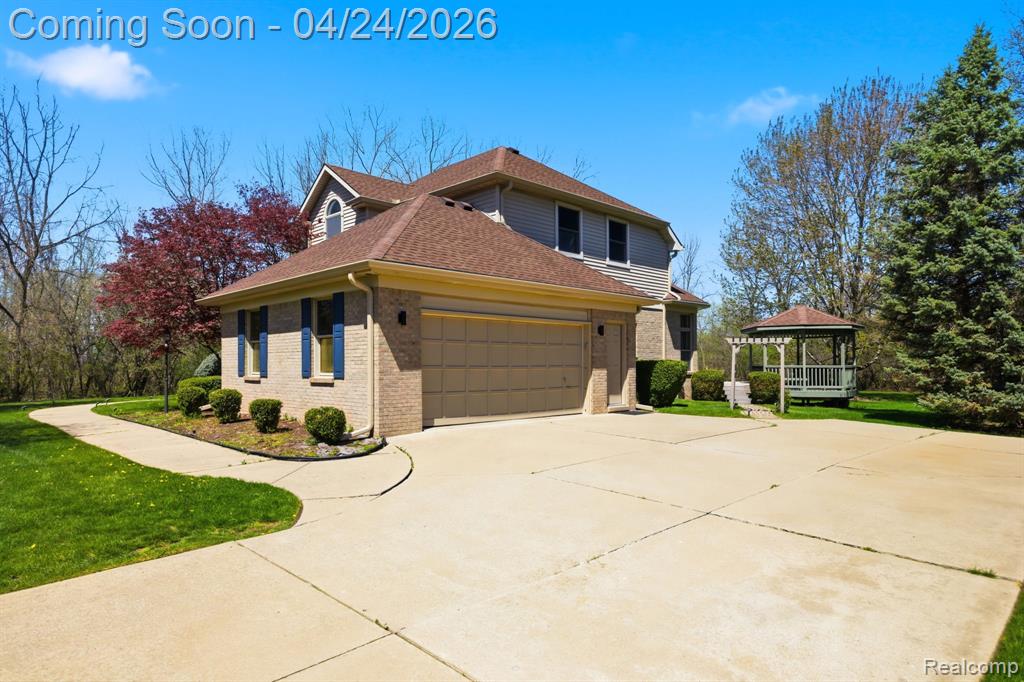 8488 Annette Avenue, Grosse Ile, MI 48138 — Photo 47