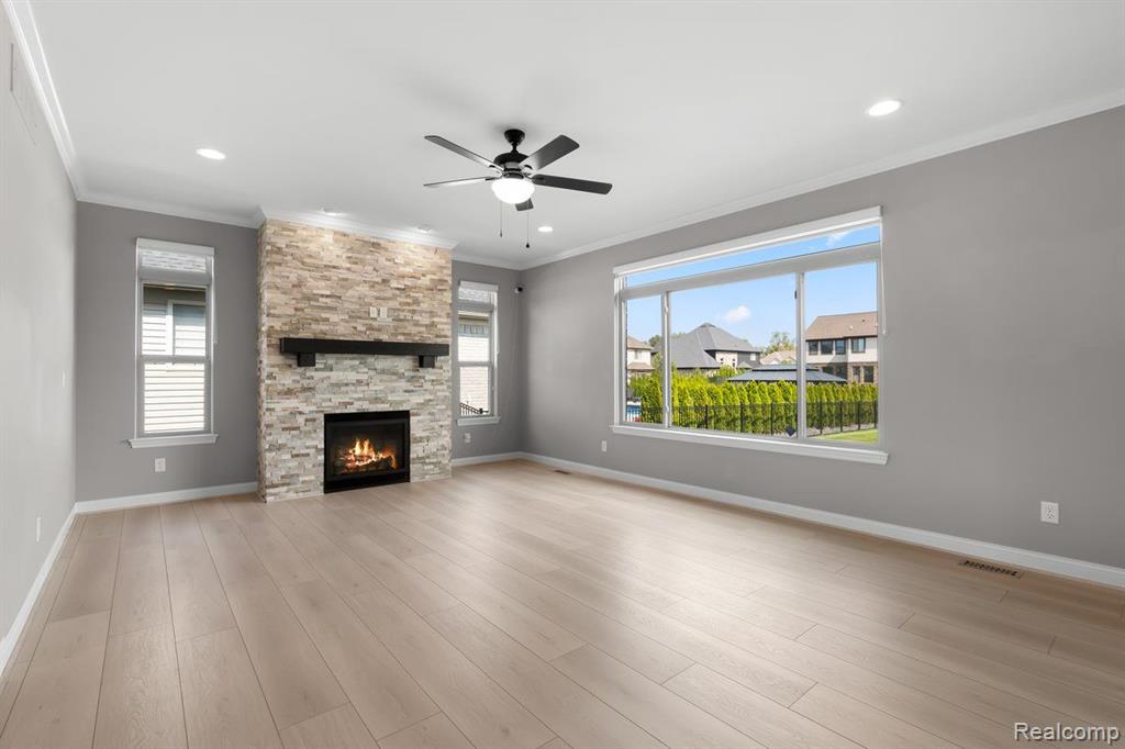 54806 BLACK HILLS Lane, Utica, MI 48316 — Photo 13