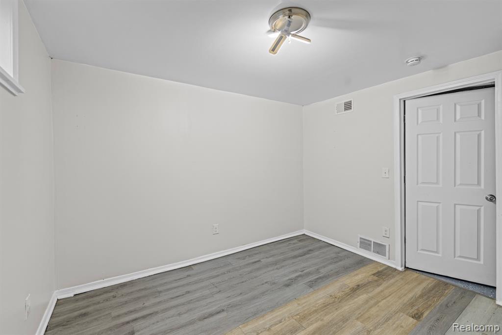 93 Poplar Avenue, Pontiac, MI 48342 — Photo 23
