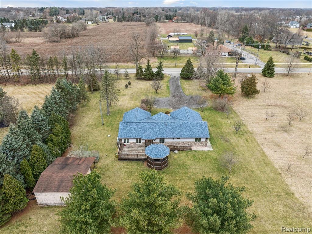 56565 10 MILE Road, South Lyon, MI 48178 — Photo 52