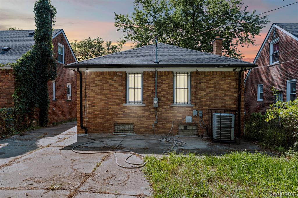 7416 Pierson Street, Detroit, MI 48228 — Photo 18