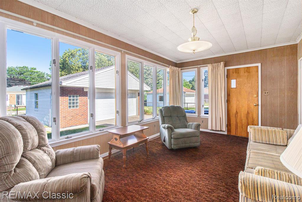 8939 Mercedes, Redford, MI 48239 — Photo 15